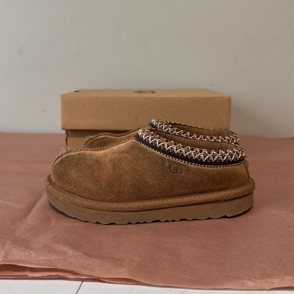 UGG Tan tasmin Shoe Box with Label - Picture 1 of 7